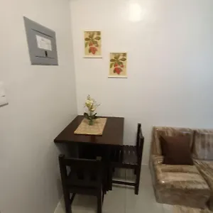 Hotel Six Floor 624, Ama Tower Residences, Mandaluyong